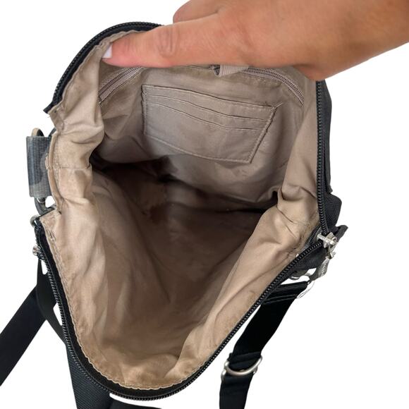 Baggallini Black Crossbody Bag - Picture 4 of 6